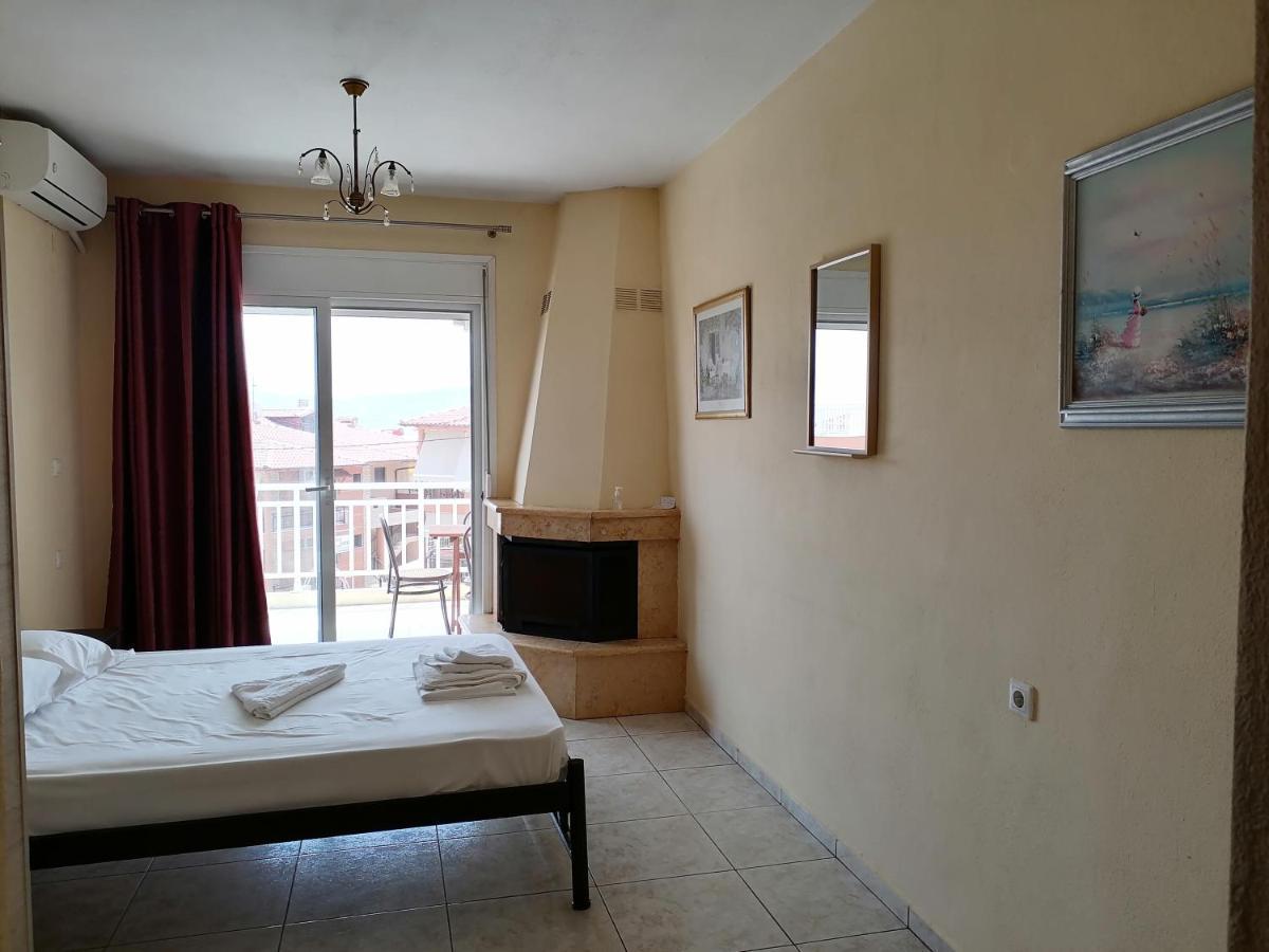 House Lena Apartment Sarti Bagian luar foto